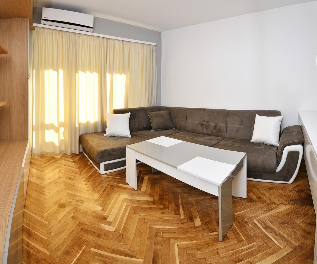 Chaika Apartment Varna Exterior photo